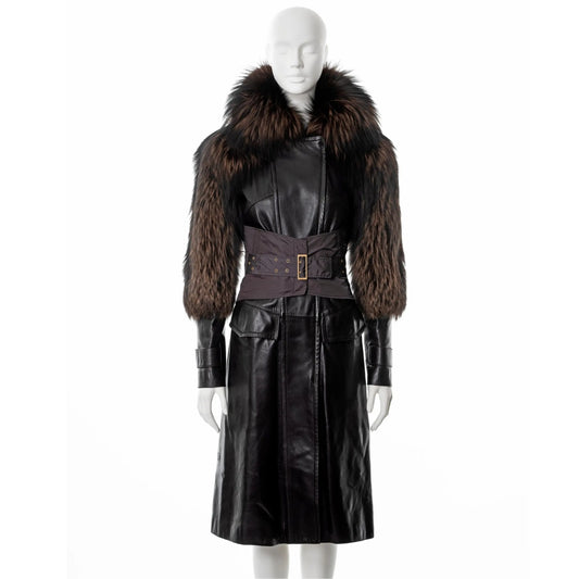 Gucci by Tom Ford FW 2003 - Fox fur and leather corseted coat